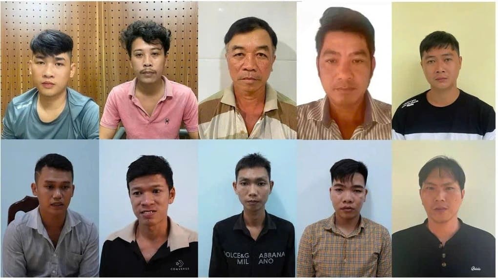 công an đồng tháp lấy lời khai đối tượng chế tạo mua bán vũ khí quân dụng