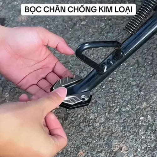 Hướng Dẫn Lắp Đặt Bọc Chân Chống Kim Loại Cao Cấp Bảo Vệ Xe Máy An Toàn Hướng Dẫn Lắp Đặt Bọc Chân Chống Kim Loại Cao Cấp Bảo Vệ Xe Máy An Toàn