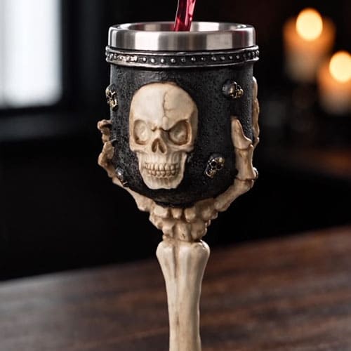Ly Uống Nước Hình Đầu Lâu Xương Người Độc Lạ Phong Cách Gothic Cực Ngầu Ly Uống Nước Hình Đầu Lâu Xương Người Độc Lạ Phong Cách Gothic Cực Ngầu