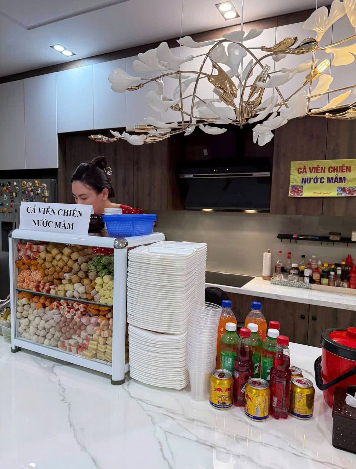 [Hình ảnh: me-dam-dau-tu-quay-ca-vien-chien-nuoc-ma...an-(4).jpg]